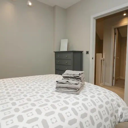 Brimstone شقة ألفرستون