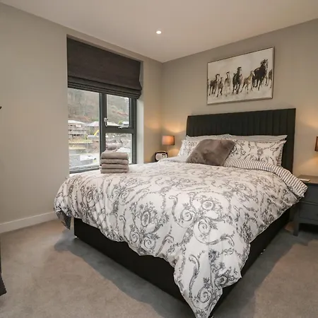 شقة Brimstone ألفرستون