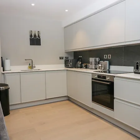 Brimstone Apartment *